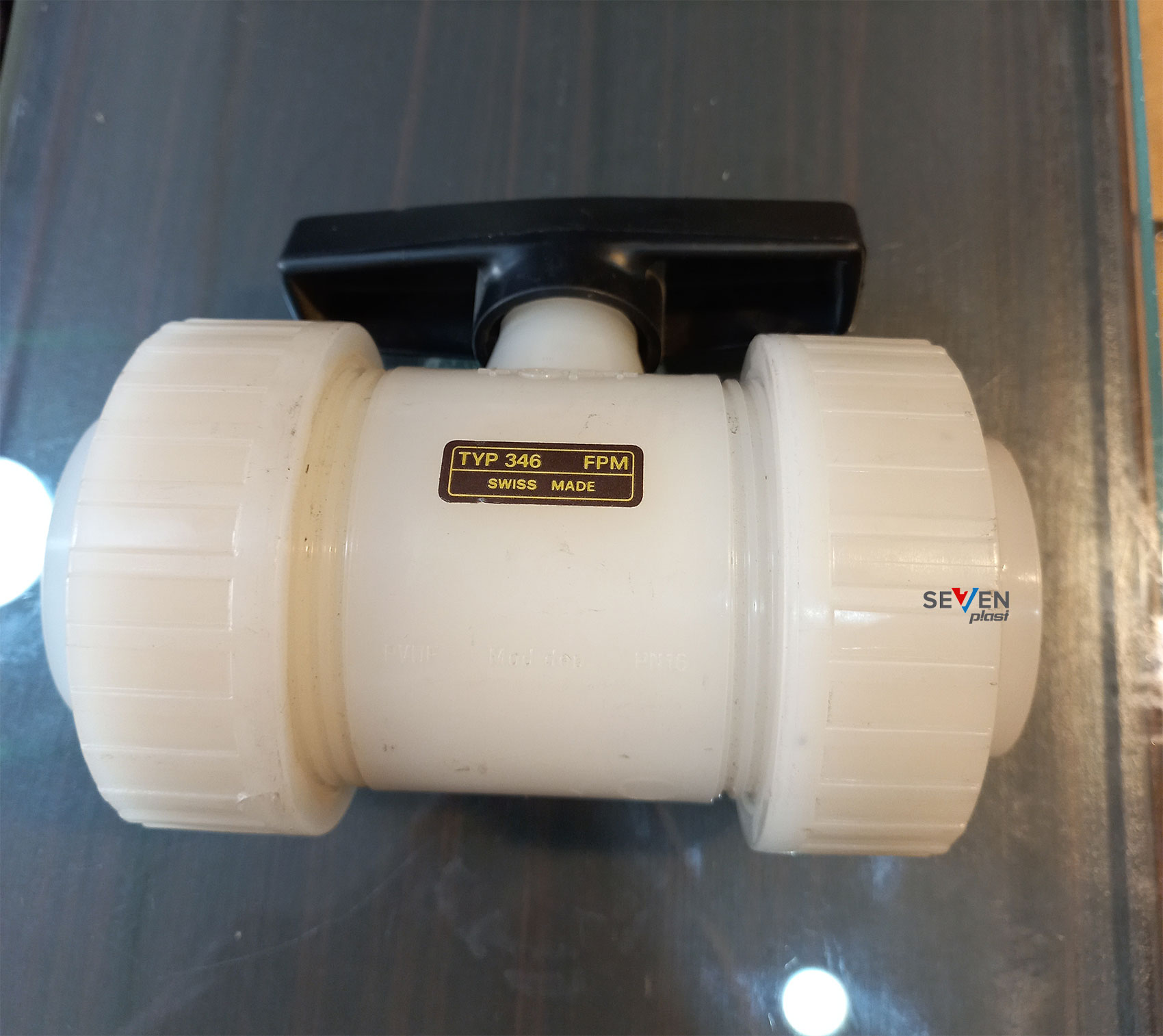 شیر-توپی-pvdf-1 شیر توپی pvdf