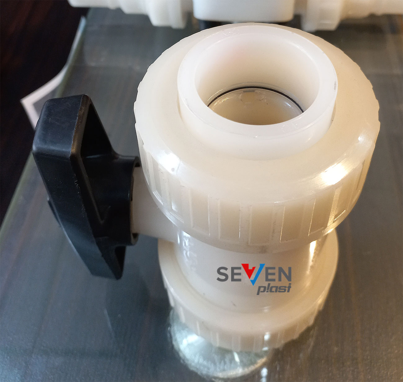 شیر-توپی-pvdf-3 شیر توپی pvdf
