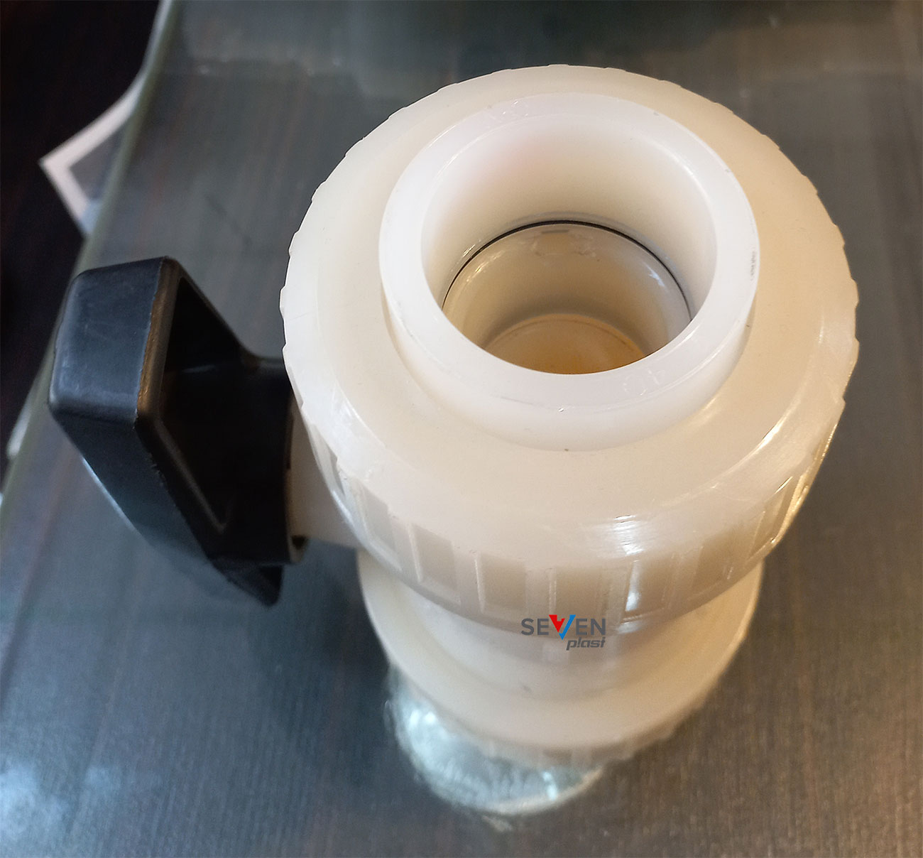 شیر-توپی-pvdf-4 شیر توپی pvdf
